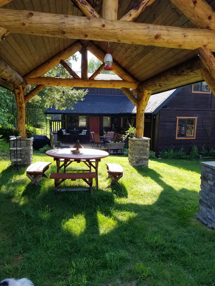 Montana Bed n Bale - Whitefish Montana Vaction Rental - Lodge Cabin VRBO